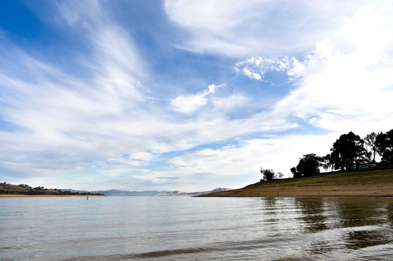 Lake Hume Resort Экстерьер фото