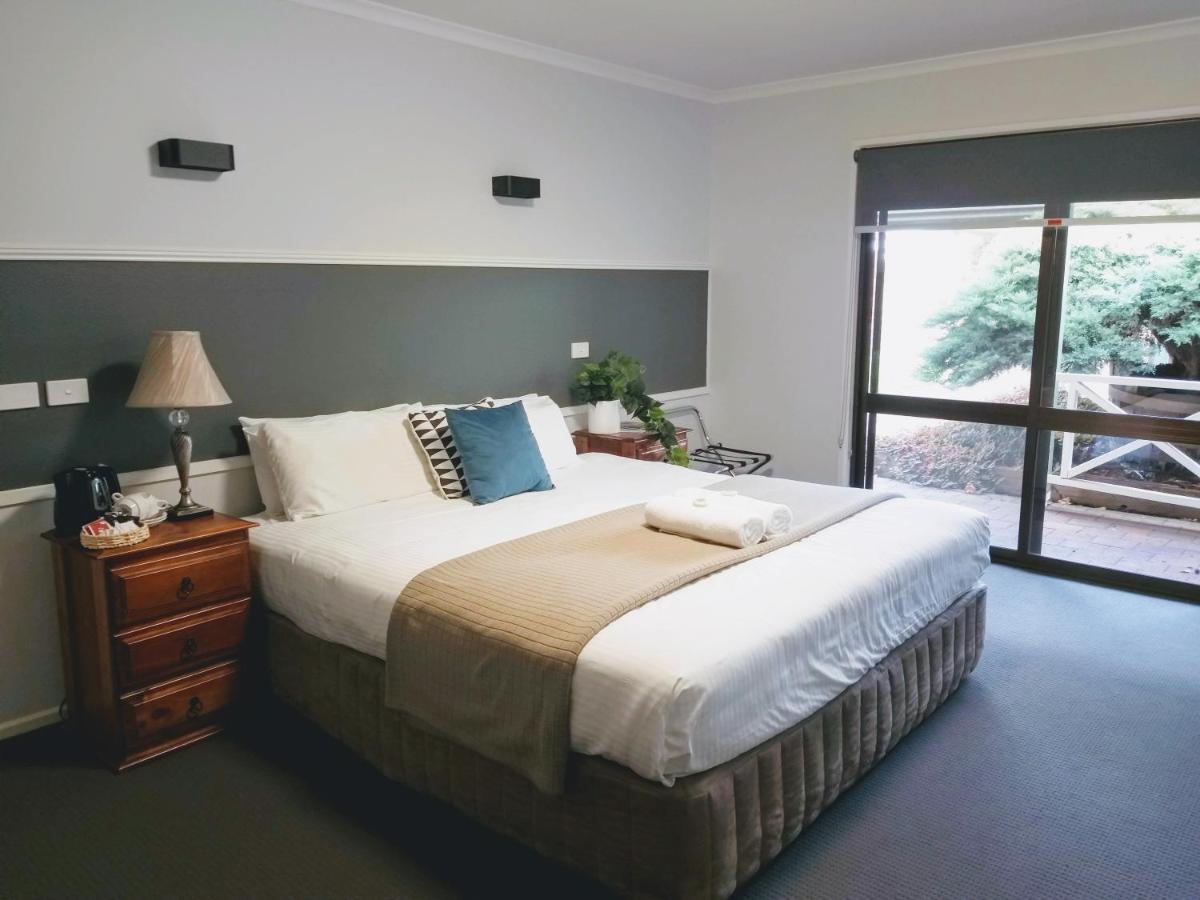 Lake Hume Resort Экстерьер фото